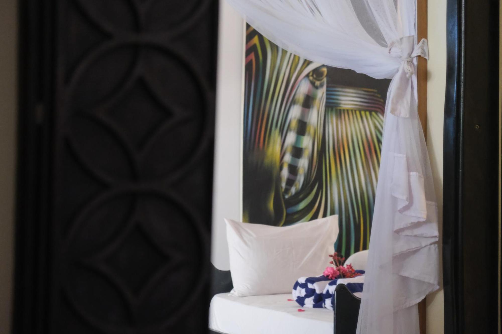 Sofia Sea View Hotel Pwani Mchangani Værelse billede